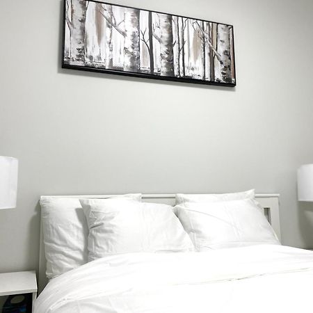 Appartement Modern And New House Near Pne With Big Garden And Free Parking à Vancouver Extérieur photo