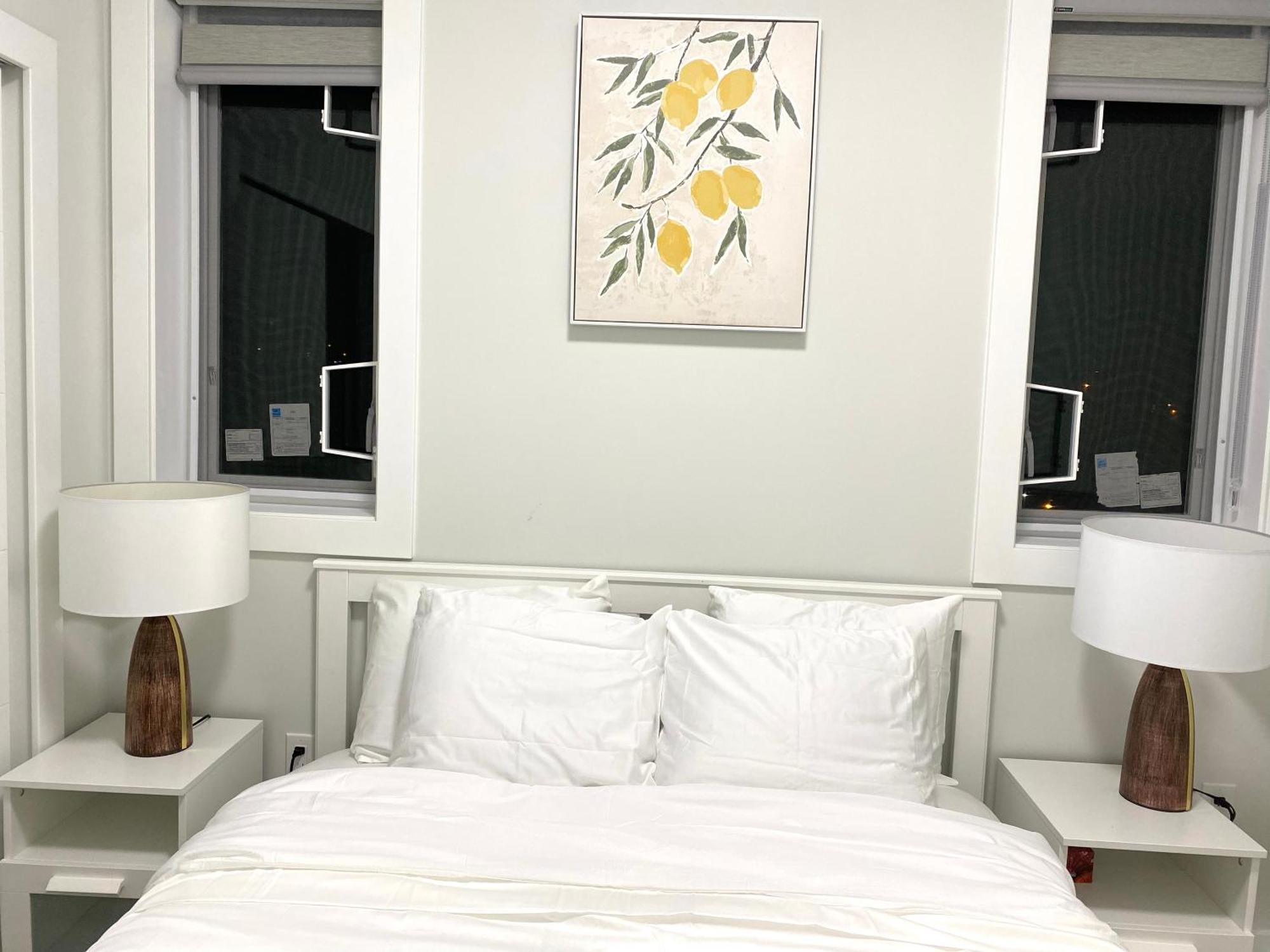Appartement Modern And New House Near Pne With Big Garden And Free Parking à Vancouver Extérieur photo